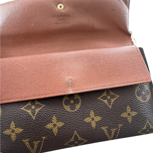 Louis Vuitton Wallet - Picture 3 of 6